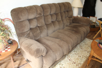 Sale Image for Large Public Auction - Real Estate &amp; Contents