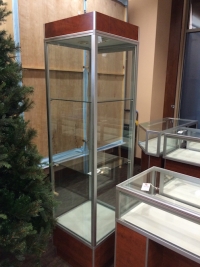 Sale Image for ABSOLUTE ONLINE AUCTION - Surplus Retail Inventory And Kitchen Equipment Online Auction