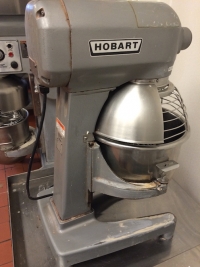 Sale Image for ABSOLUTE ONLINE AUCTION - Surplus Retail Inventory And Kitchen Equipment Online Auction