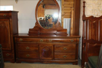 Sale Image for Large Public Auction