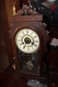 Sale Image for Large Public Auction