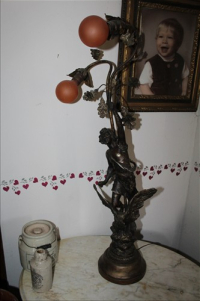 Sale Image for Large Public Auction