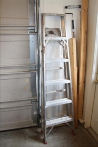 Sale Image for Large Public Auction