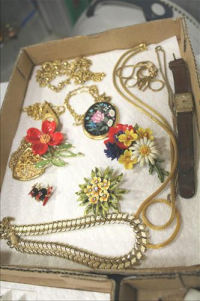 Sale Image for Large Public Auction