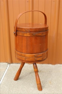 Sale Image for Large Public Auction