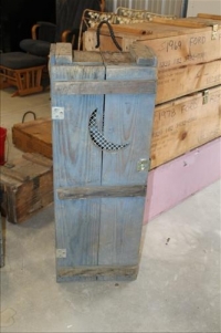 Sale Image for Large Public Auction