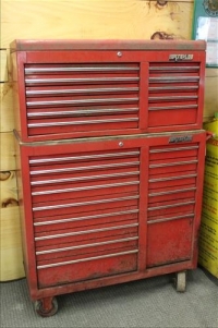 Sale Image for Large Public Auction