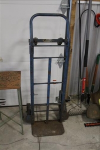 Sale Image for Large Public Auction