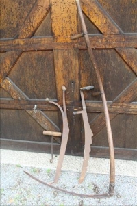 Sale Image for Large Public Auction