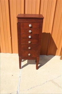 Sale Image for Large Public Auction