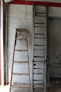 Sale Image for Large Public Auction