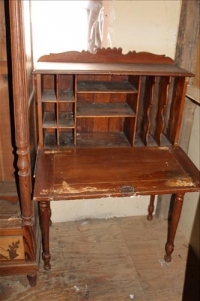 Sale Image for Large Public Auction