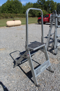 Sale Image for Dennis Trailers Inc. Liquidation Auction