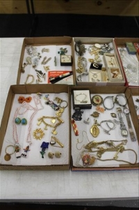 Sale Image for Large Public Auction