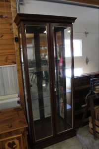 Sale Image for Large Public Auction