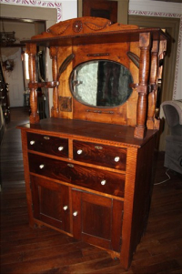 Sale Image for Large Public Auction