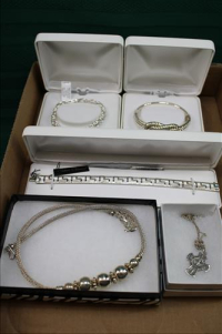 Sale Image for Large Public Auction