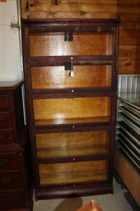 Sale Image for Large Public Auction