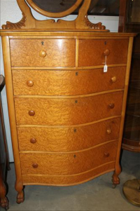 Sale Image for Large Public Auction