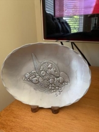 Sale Image for Large Public Auction