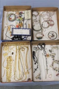 Sale Image for Large Public Auction