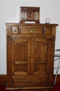 Sale Image for Absolute Real Estate & Contents Auction