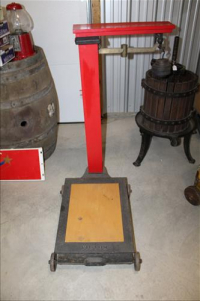 Sale Image for Large Public Auction