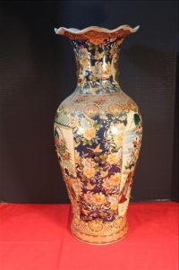 Sale Image for Large Public Auction