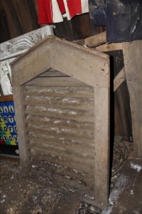 Sale Image for Large Public Auction