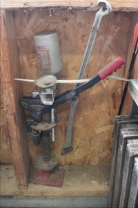 Sale Image for Large Public Auction