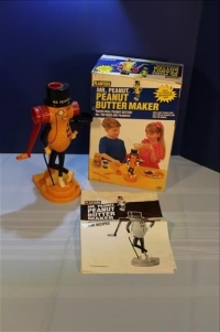 Sale Image for Large Public Auction