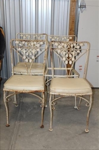 Sale Image for Large Public Auction