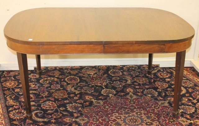 Mahogany Hepplewhite Dining Table