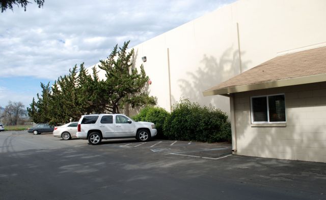 Flatbed Truck Services California Parking 2.jpg