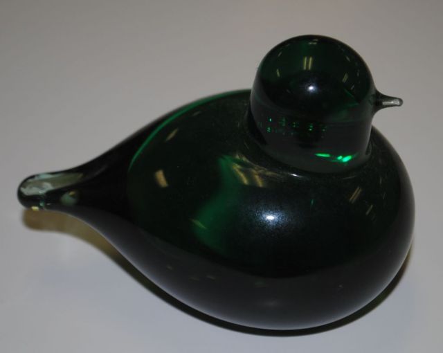 Littala Glass Bird by Glass Artist, Oiva Toikka.  Signed "O. Toikka, Nuutajarvi, IT."