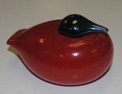 Iittala Glass Bird by Glass Artist, Oiva Toikka.  Signed "O. Toikka, Nuutajarvi, IT."