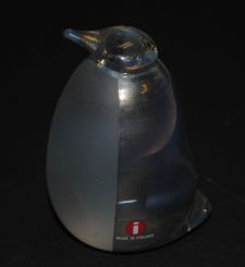 Iittala Glass Bird by Glass Artist, Oiva Toikka.  Signed "O. Toikka, Nuutajarvi, IT."