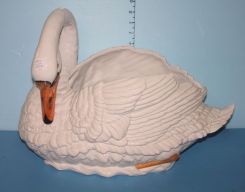 Made in Italy Ceramic Swan