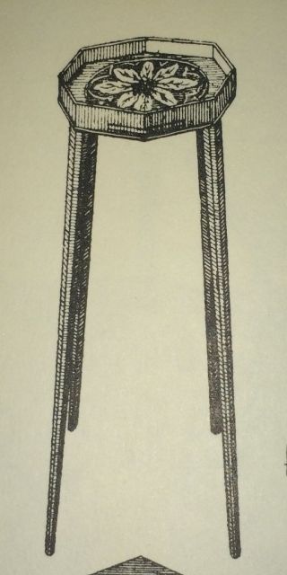 Hepplewhite Urn Stand