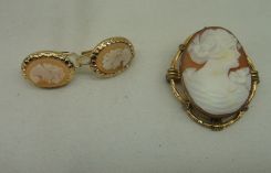 Cameo pin and matching earrings, plated; Cameo is 1.25" h.