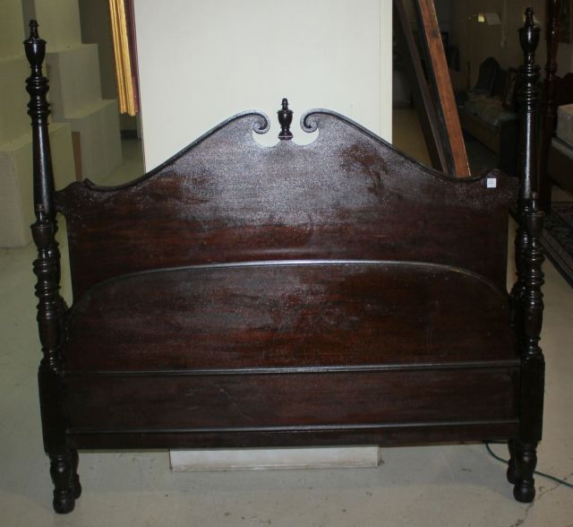 Mahogany Full Size Poster Bed