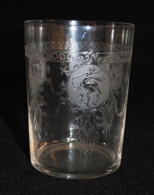 9 Heisey "Pied Piper" Tumblers