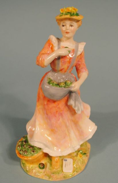 Royal Doulton HN 2418 "Country Love" Lady Figure