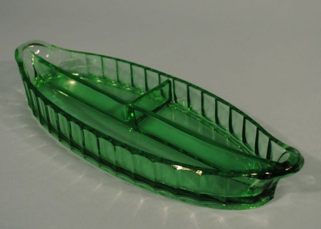 Heisey Moongleam "Narrow Flute" 3-Part Relish Tray