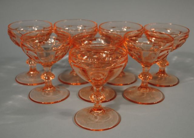 8 Heisey Flamingo "Old Sandwich" Champagnes