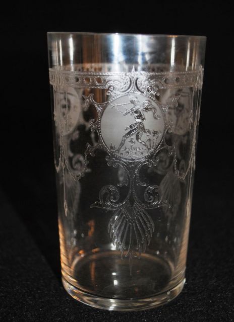 9 Heisey "Pied Piper" Tall Tumblers